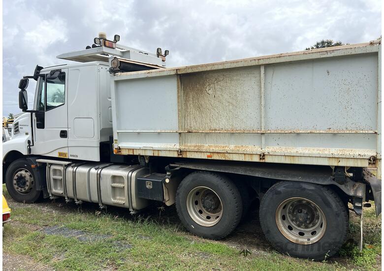 2014 Iveco Powerstar 7200 Tip Truck