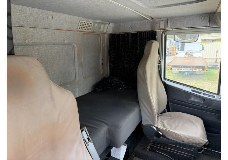 2014 Iveco Powerstar 7200 Tip Truck