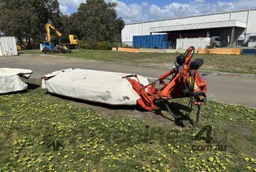 1 x Kuhn GMD350 Disc Mower Attachment