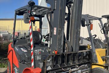 Linde 2.5T Gas Forklift