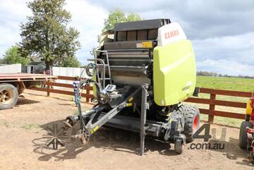 Claas Class Round Baler