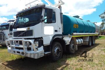 Volvo Twin steer Water Truck