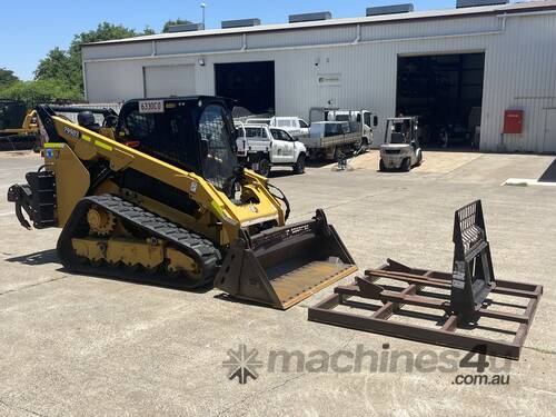 2021 Caterpillar 299D3 Skid Steer (Rubber Tracked)