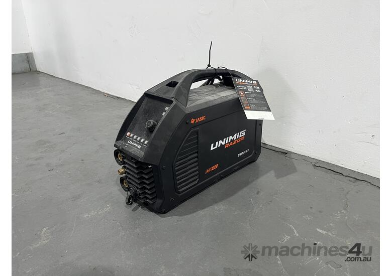 Unimig Razor TIG 200 AC/DC U12002K Welder