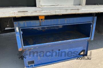 1994 Isuzu NPR 66 Service Body