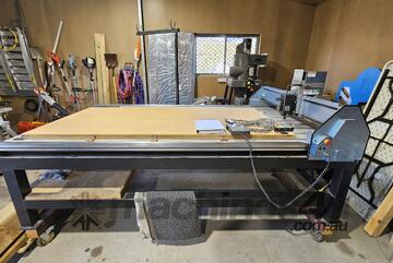 Multicam MCII-S CNC Flatbed Router + Woodman Cyclonic Dust Extractor