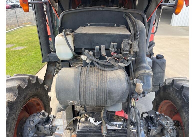 2018 Kubota M100GX Tractor