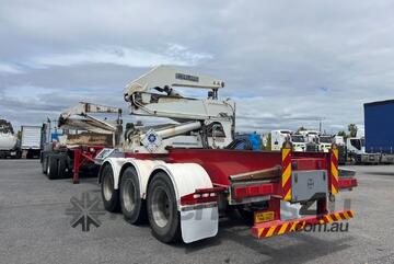 2016 Howard Porter HP-TRI470 Tri Axle Side Loading Skel Trailer