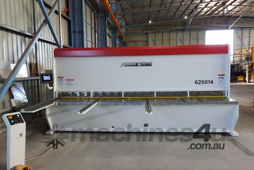 Accurshear HD Production Guillotine 6mm x 4m