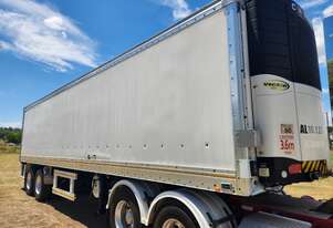 Vawdrey VBS2 14.2m (46.5) Bogie Axle Refrigerated Pantech Semi Trailer. Ex Woolworths.