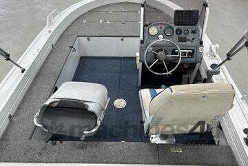 Quintrex 2004   Hornet Trophy