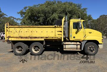 2004 Mack Metroliner 6x4 Tipper
