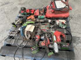 1 x Pallet of Assorted Power Tools - picture2' - Click to enlarge