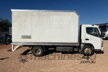 2006 Mitsubishi Fuso Canter 4.0T Pantech Body