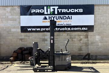 Crown Walkie Reach 1.5T 3810mm 2 Stage Refurbished