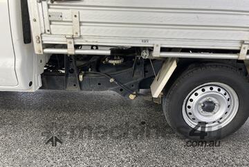 2014 Toyota Hilux Workmate 4x2 Single Cab Utility (Petrol) (Manual)