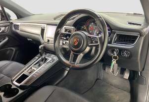 2017 Porsche Macan S AWD SUV T/Petrol (Auto)