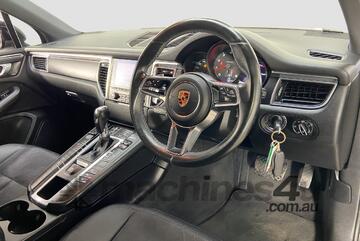 2017 Porsche Macan S AWD SUV T/Petrol (Auto)
