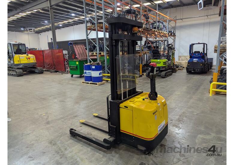 Liftstar WS96-16 Walki Stacker image 3