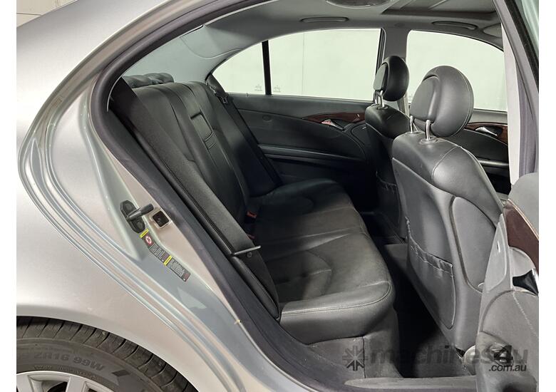 2004 Mercedes-Benz E-Class E240 Classic Petrol