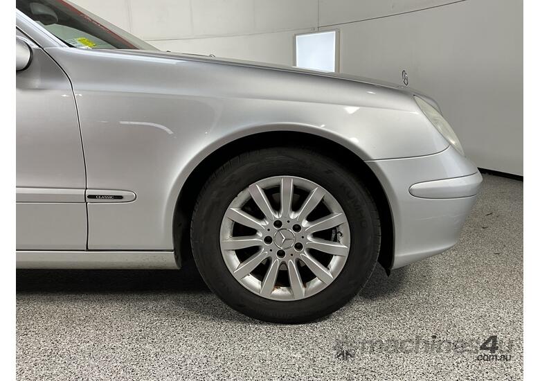 2004 Mercedes-Benz E-Class E240 Classic Petrol