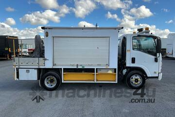 2011 Isuzu NPR300 Service Body