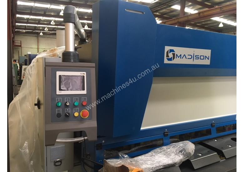 caption New Madison Guillotine 4m x 8mm