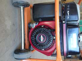 Generator 3.5 kva Powerlite Vangaurd - picture1' - Click to enlarge