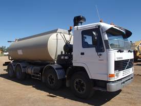 Volvo FL10 Water Truck - picture0' - Click to enlarge