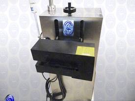 Flamingo Water-Cooled Induction Sealer 2016 - picture2' - Click to enlarge