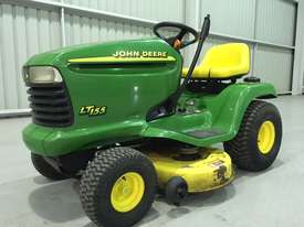 John Deere LT155 Ride On - picture0' - Click to enlarge