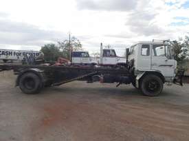 Hino FF 172/173/177 Hooklift/Bi Fold Truck - picture1' - Click to enlarge