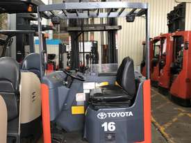 TOYOTA 6FBRE16 REACH TRUCK 6-8M LIFT NEW BATTERY - picture0' - Click to enlarge