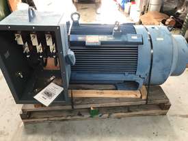 260 kw 350 hp 6 pole 415 v AC Electric Motor - picture2' - Click to enlarge