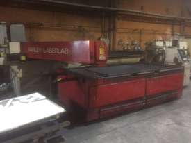laser cutting machine - picture0' - Click to enlarge