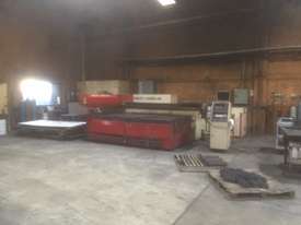 laser cutting machine - picture2' - Click to enlarge