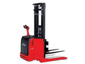 Linde Series 131 L14-L16AS Electric Pallet Stacker - picture0' - Click to enlarge
