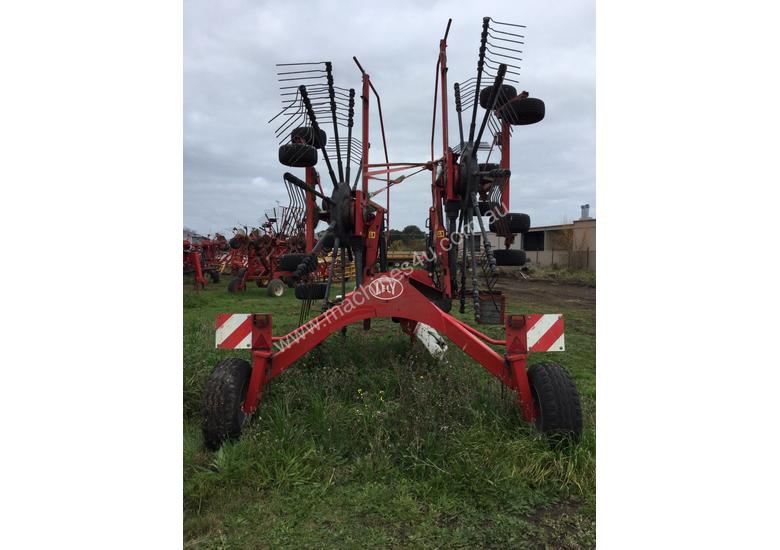caption Lely Hibiscus 815 CD Vario Rakes/Tedder Hay/Forage Equip