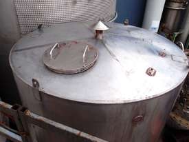 Stainless Steel Storage Tank (Vertical), Capacity: 10,000Lt - picture1' - Click to enlarge