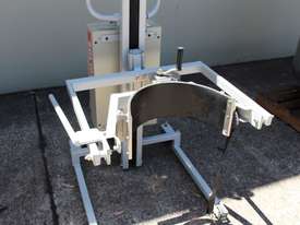 Drum Lifter - picture1' - Click to enlarge