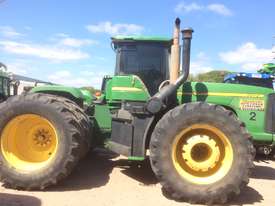 John Deere 9520 6 Cylinder Diesel Tractor - #504212 - picture1' - Click to enlarge