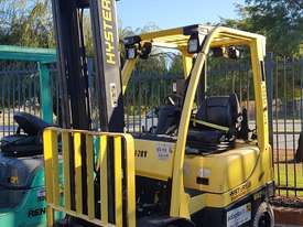 1.8T Counterbalance Forklift - picture0' - Click to enlarge