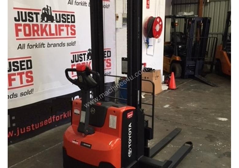caption BT FORKLIFTS SWE120S