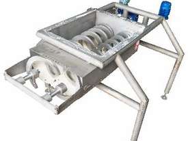 Continuous Twin Auger Feeder/Mixer - picture2' - Click to enlarge