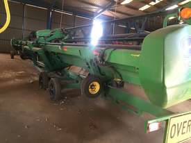 John Deere 640D Header Front Harvester/Header - picture0' - Click to enlarge