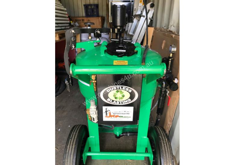 Used 2016 dustless blasting DB500 dustless blasting machine Sand