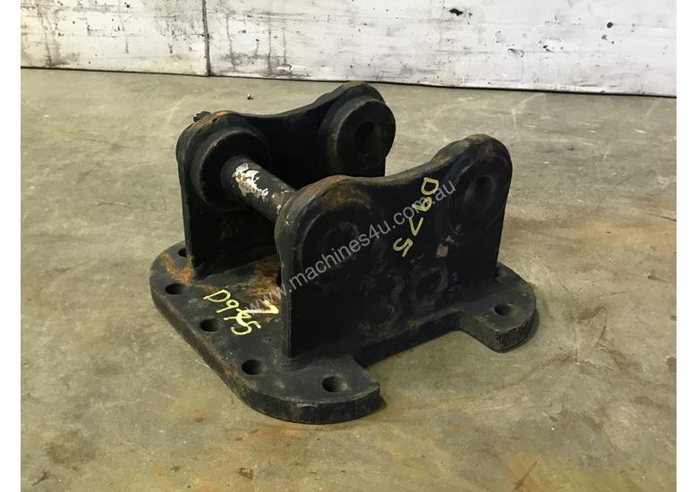 caption HEAD BRACKET TO SUIT 1-2T EXCAVATOR D975