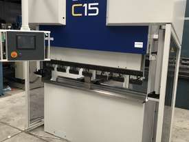ELECTRIC PRESS BRAKE - SHOWROOM SPECIAL - PRICE SLASHED - picture1' - Click to enlarge