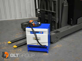 Nissan RG16M Ride Reach Truck 1.6 Tonne 7950mm Lift Height Warehouse Lift Truck - picture1' - Click to enlarge