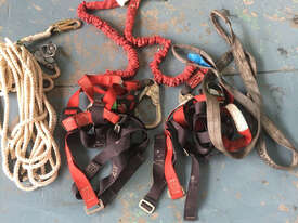 MSA Roof Top Safety Set Harness & Lanyard Twin Set Fall Protection Kit - picture1' - Click to enlarge